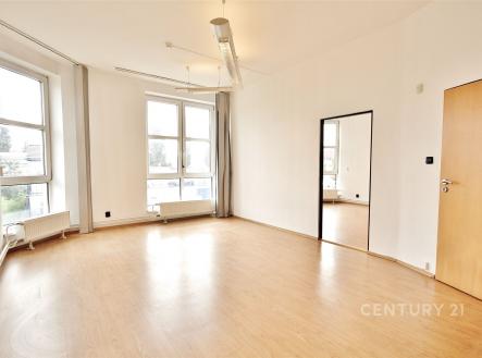 . | Pronájem - kanceláře, 44 m²