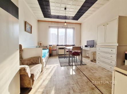 . | Pronájem bytu, garsoniéra, 30 m²