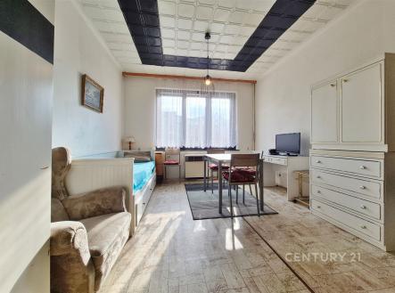 . | Pronájem bytu, garsoniéra, 30 m²