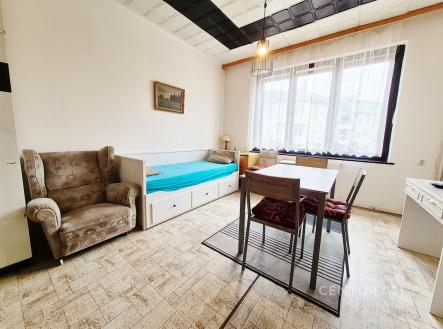 . | Pronájem bytu, garsoniéra, 30 m²