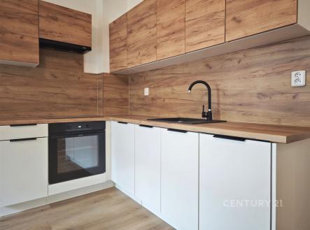 . | Pronájem bytu, 2+kk, 44 m²