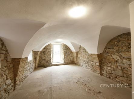 . | Prodej - malý objekt/garáž