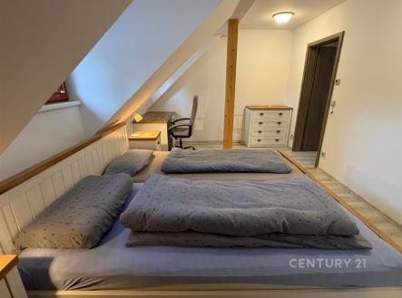 . | Pronájem - dům/vila, 138 m²