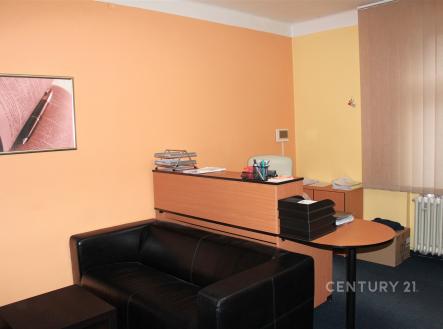 . | Pronájem - kanceláře, 90 m²