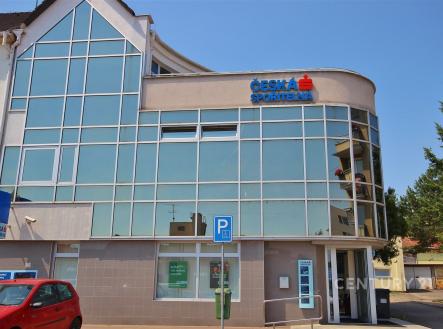 . | Pronájem - kanceláře, 70 m²