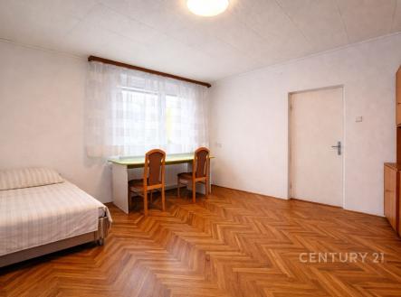 . | Pronájem bytu, 2+1, 65 m²