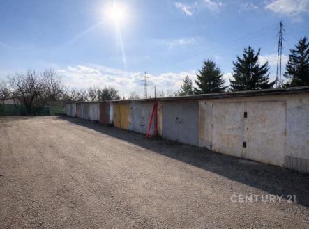 . | Prodej - malý objekt/garáž