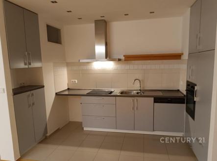 . | Pronájem bytu, 2+kk, 68 m²