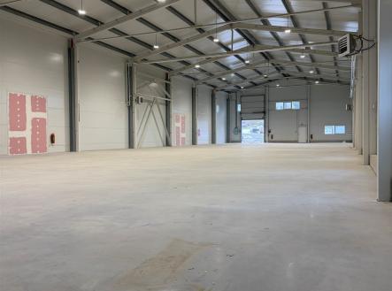 . | Pronájem - výrobní prostor, 4 428 m²