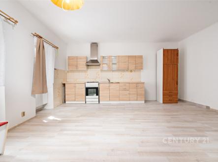 . | Prodej - dům/vila, 143 m²