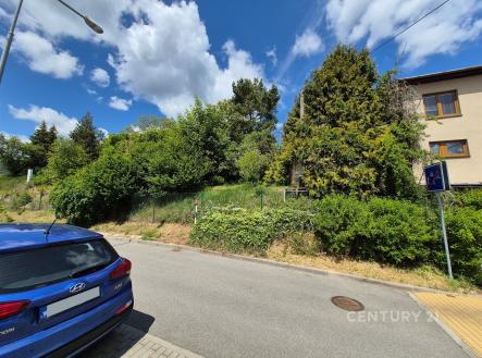 . | Prodej - pozemek pro bydlení, 734 m²