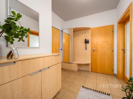 . | Prodej bytu, 2+kk, 60 m²