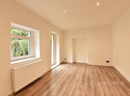 . | Pronájem bytu, 2+kk, 56 m²