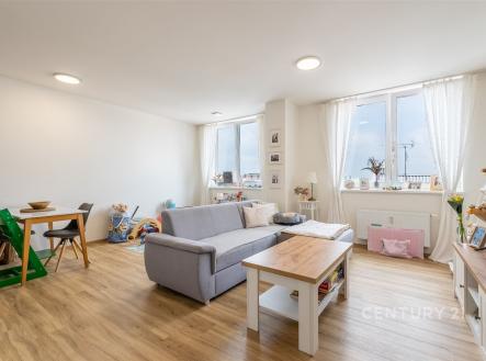 . | Pronájem bytu, 2+kk, 81 m²