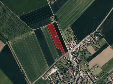 Prodej - pozemek, zemědělská půda, 12 640 m² obrázek