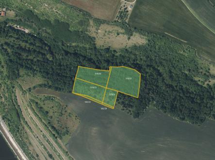 fotografie | Prodej - pozemek, trvalý travní porost, 12 578 m²