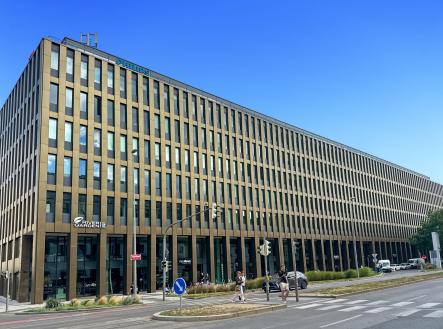 Regus_PRAGUE, River Garden _Czech Republic_Centre 3678_Building Exterior 1 | Pronájem - kanceláře, 120 m²