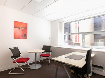 8 | Pronájem - kanceláře, 110 m²