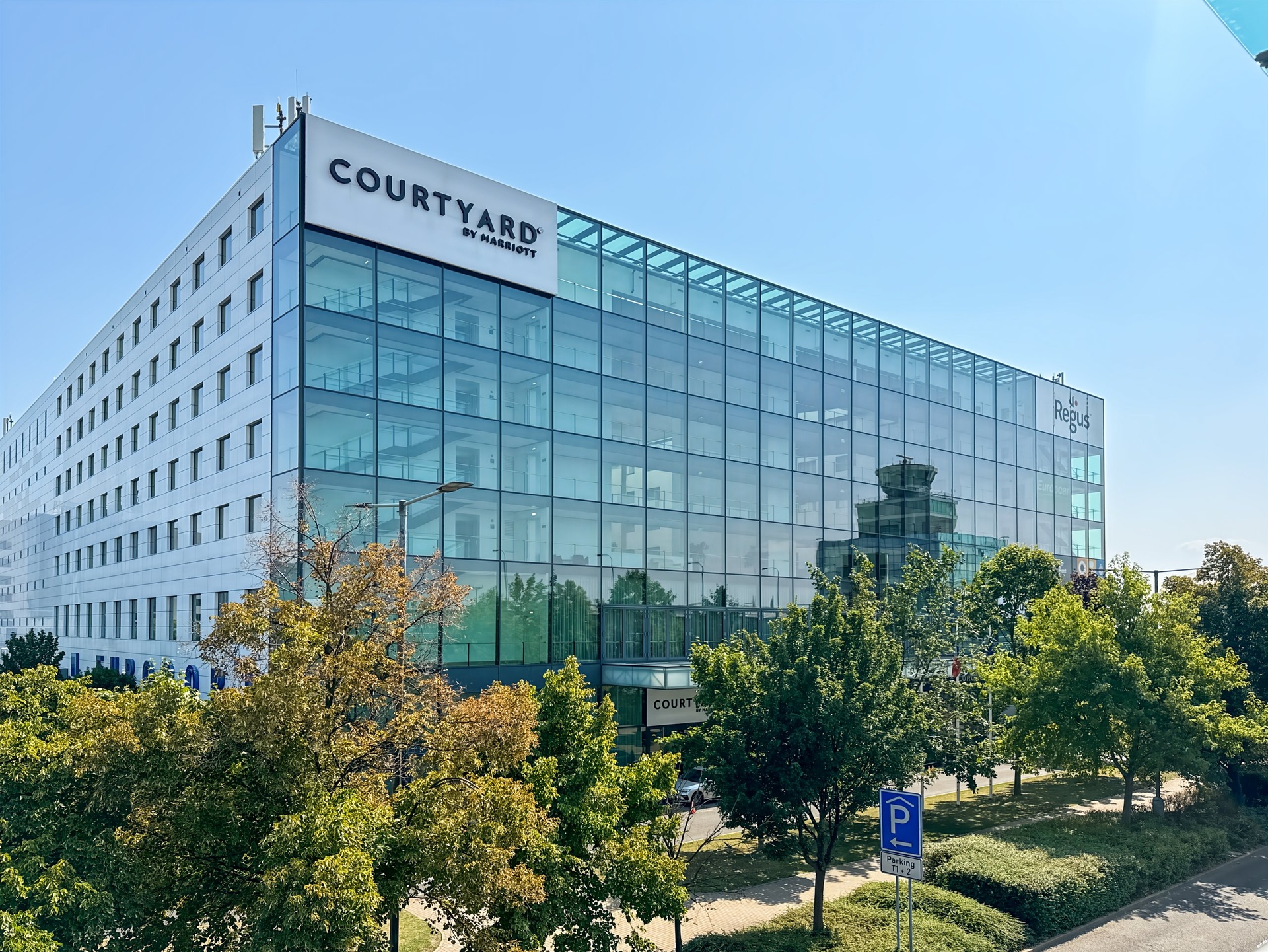Regus_Prague, Airport_Czechia_Centre 4219_Building Exterior 1