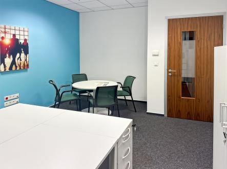 Regus_Prague, Airport_Czechia_Centre 4219_Office 3 | Pronájem - kanceláře, 110 m²