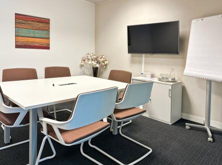 Regus_Prague, Zlaty Andel_Czech Republic_Centre 1791_Board Room | Pronájem - kanceláře, 110 m²