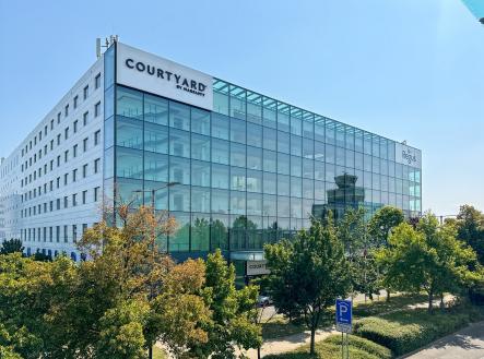 Regus_Prague, Airport_Czechia_Centre 4219_Building Exterior 1 | Pronájem - kanceláře, 10 m²
