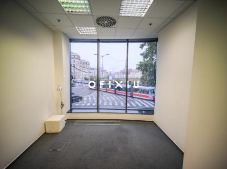 Pronájem - kanceláře, 224 m²