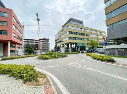 pronajem-kancelari-na-londynskem-namesti-o-plose-239-m2-img-0912-bc9c83 | Pronájem - kanceláře, 32 m²