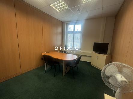 153:4 | Pronájem - kanceláře, 227 m²