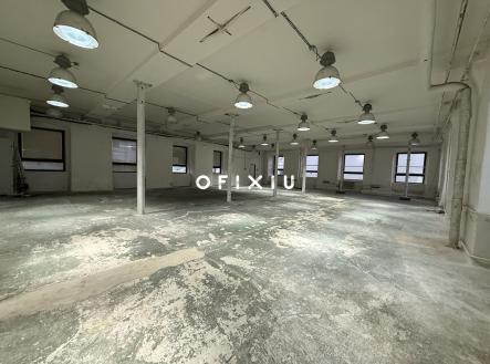 2025-02-27 14.48.52 | Pronájem - obchodní prostor, 710 m²