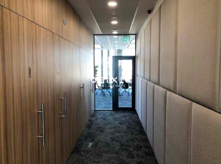 3 | Pronájem - obchodní prostor, 520 m²