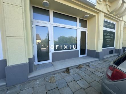 IMG_1041 | Prodej - obchodní prostor, 127 m²
