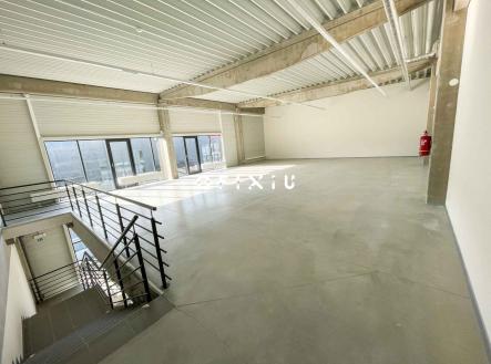 IMG_1578 | Pronájem - obchodní prostor, 490 m²