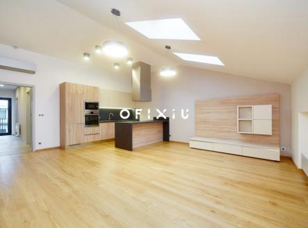 5_12_5333 | Pronájem bytu, 2+kk, 69 m²