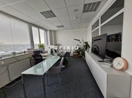 20250326_092821 | Pronájem - kanceláře, 340 m²
