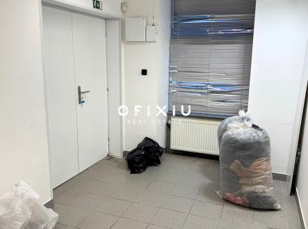 IMG_7301 | Pronájem - obchodní prostor, 128 m²