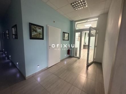 photo_2025-11-25 14.38.05 | Pronájem - kanceláře, 204 m²