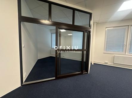 photo_2025-11-25 14.38.16 | Pronájem - kanceláře, 55 m²