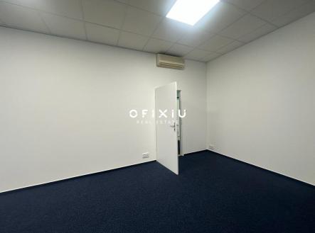 photo_2025-11-25 14.38.19 | Pronájem - kanceláře, 55 m²