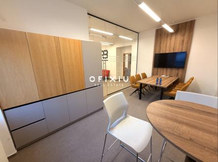 Snímek obrazovky 2025-12-05 v 9.05.12 | Pronájem - kanceláře, 71 m²