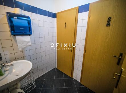 DSCF6831 | Pronájem - kanceláře, 86 m²