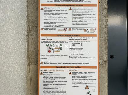 983a394a-3c94-4dcc-9124-e1d4caf66c2f | Pronájem - malý objekt/garáž