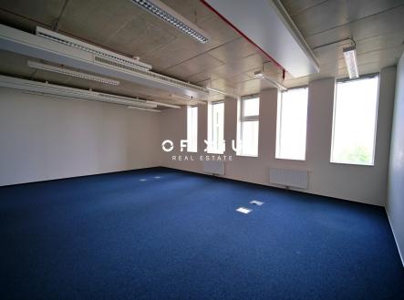 DSCF0483 | Pronájem - kanceláře, 15 m²
