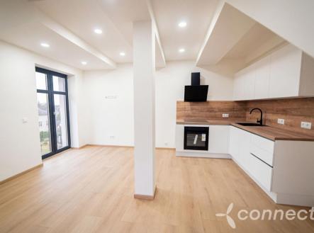 7 - hf_20260407_064708_bc3846ed-1487-468c-835e-9ceedb4a1c11.jpg | Prodej bytu, 2+kk, 45,3 m²