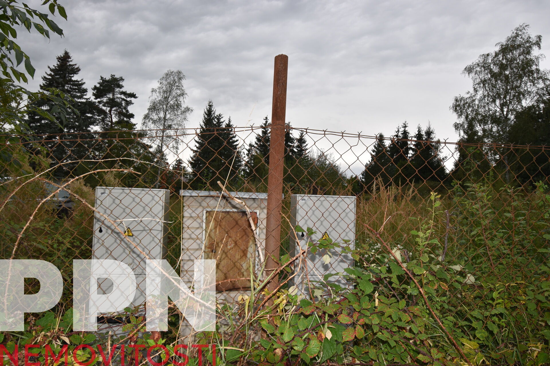 Prodej pozemku 1896 m2