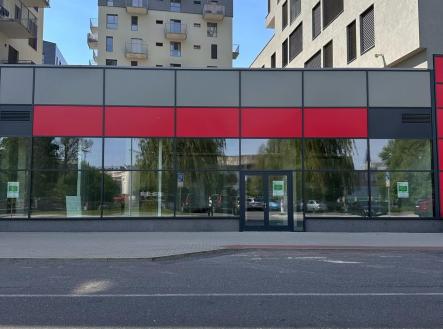 Pronájem - obchodní prostor, 168 m²