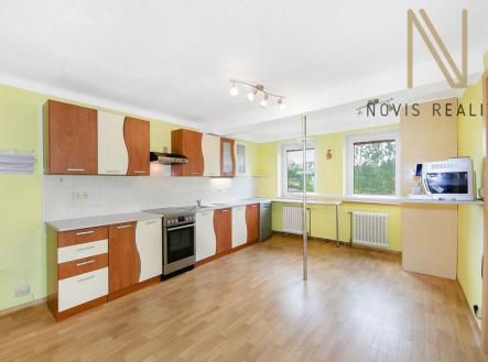 Prodej - dům/vila, 325 m²