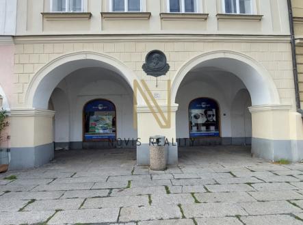 namesti-2.png | Pronájem bytu, 2+kk, 69 m²