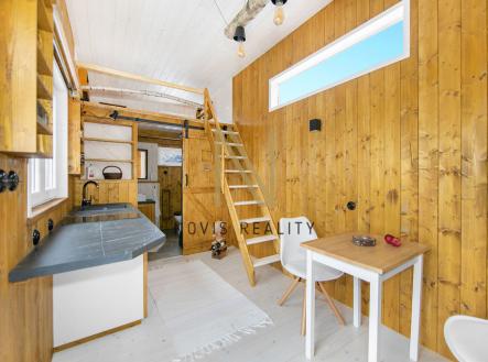 1b.jpg | Prodej - malý objekt/garáž