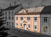Prodej - nájemní dům, 730 m²